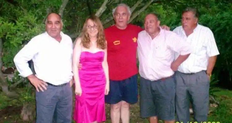 Cenando con Alicia y sin escraches