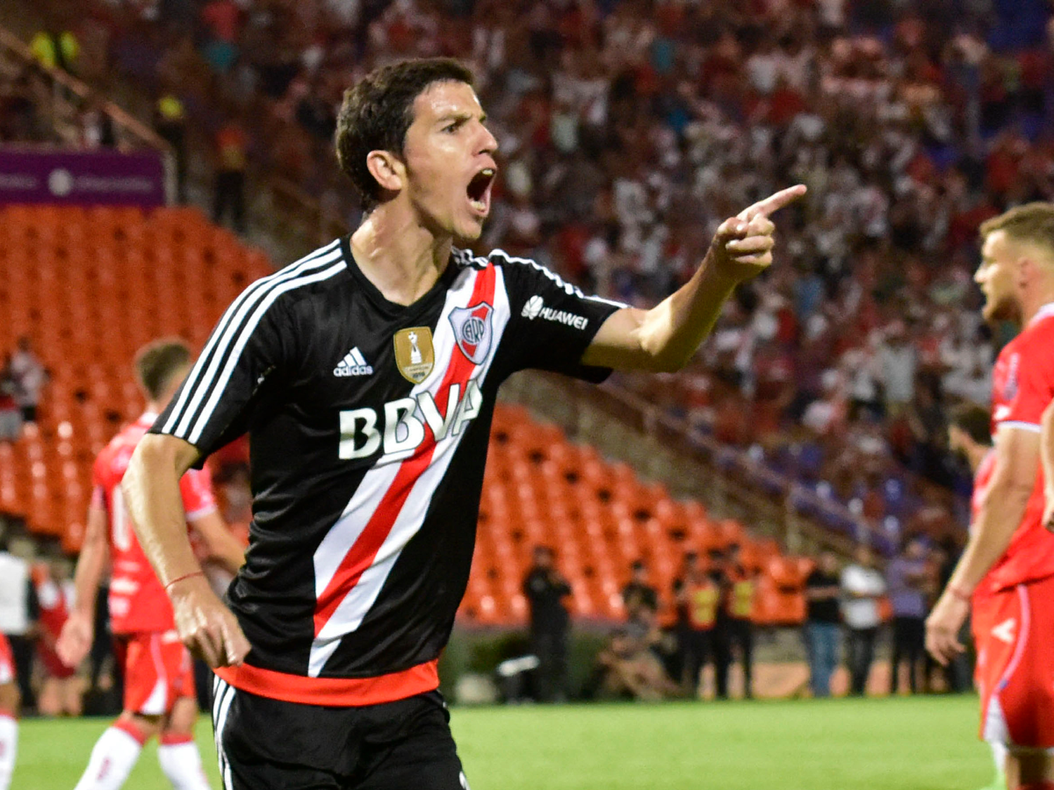 Fernández siguió entrenando  en River y se despedirá mañana
