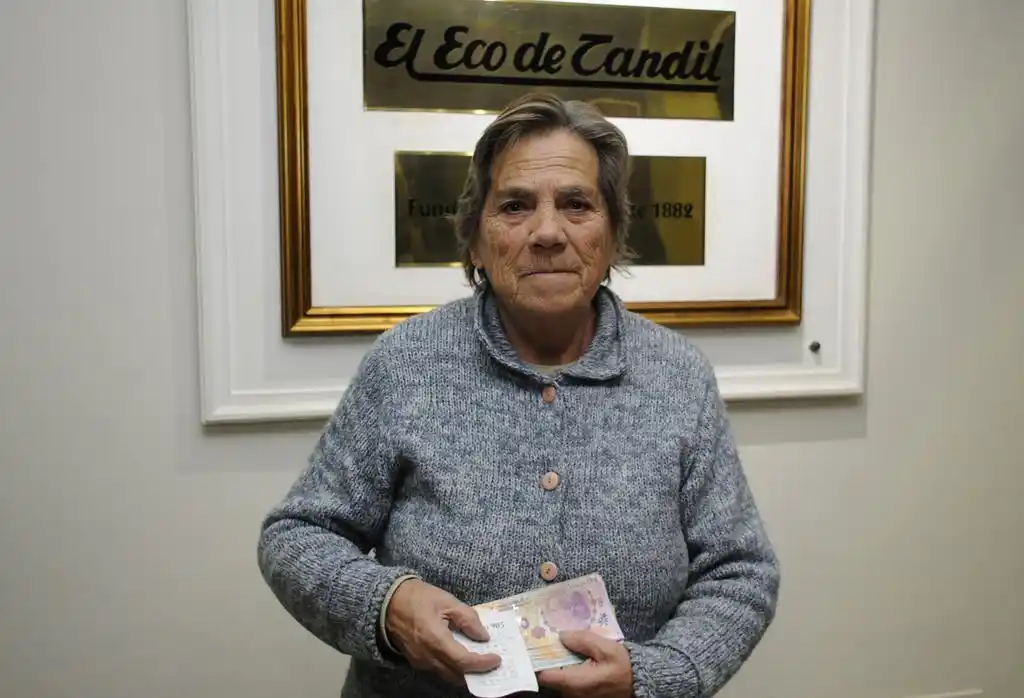 Una lectora se adjudicó los  cinco mil pesos del Eco Loto