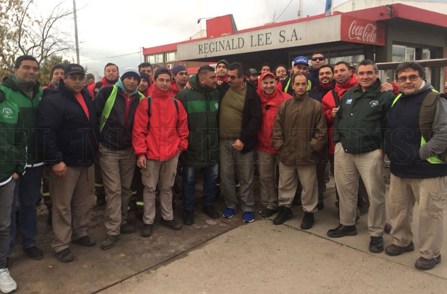 Camioneros: "Toda la gente pide un paro porque así no se puede vivir"