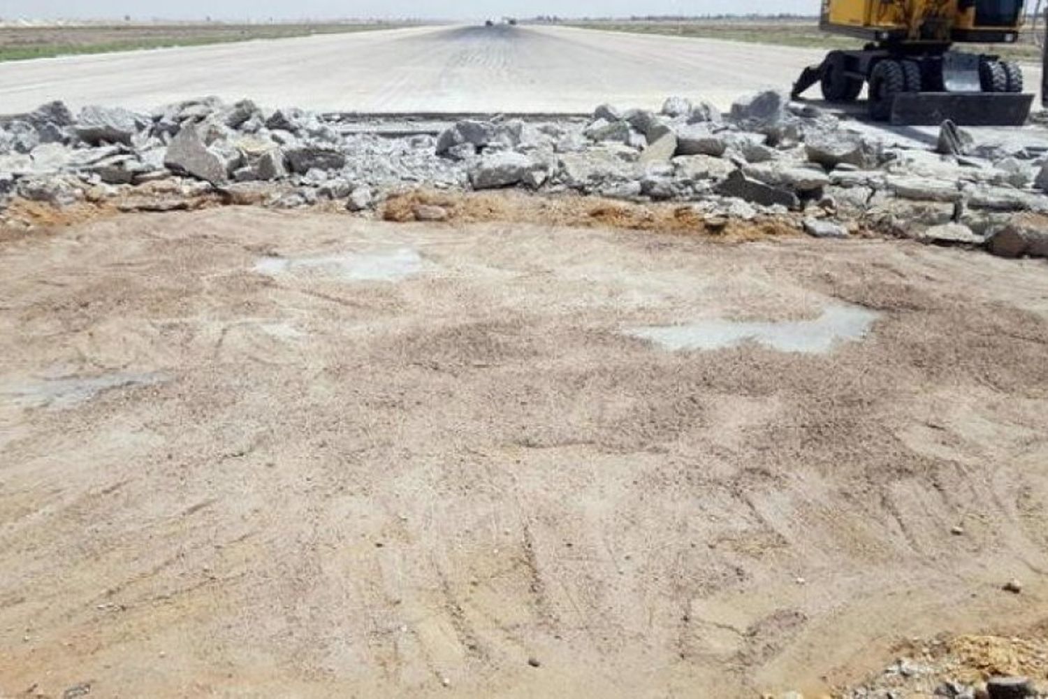 Siria dijo que misiles israelíes alcanzaron los aeropuertos de Damasco y Alepo