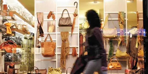 Por octavo mes consecutivo, cayeron las ventas minoristas
