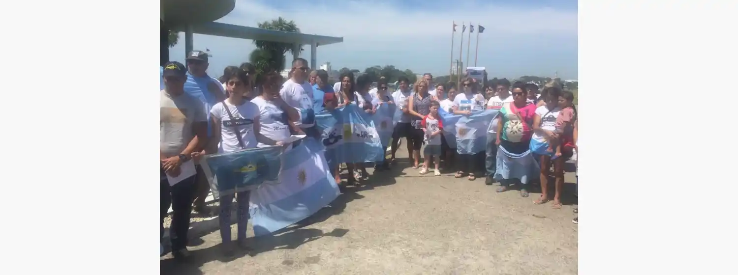 Familiares del ARA San Juan insistieron por la presencia de Macri
