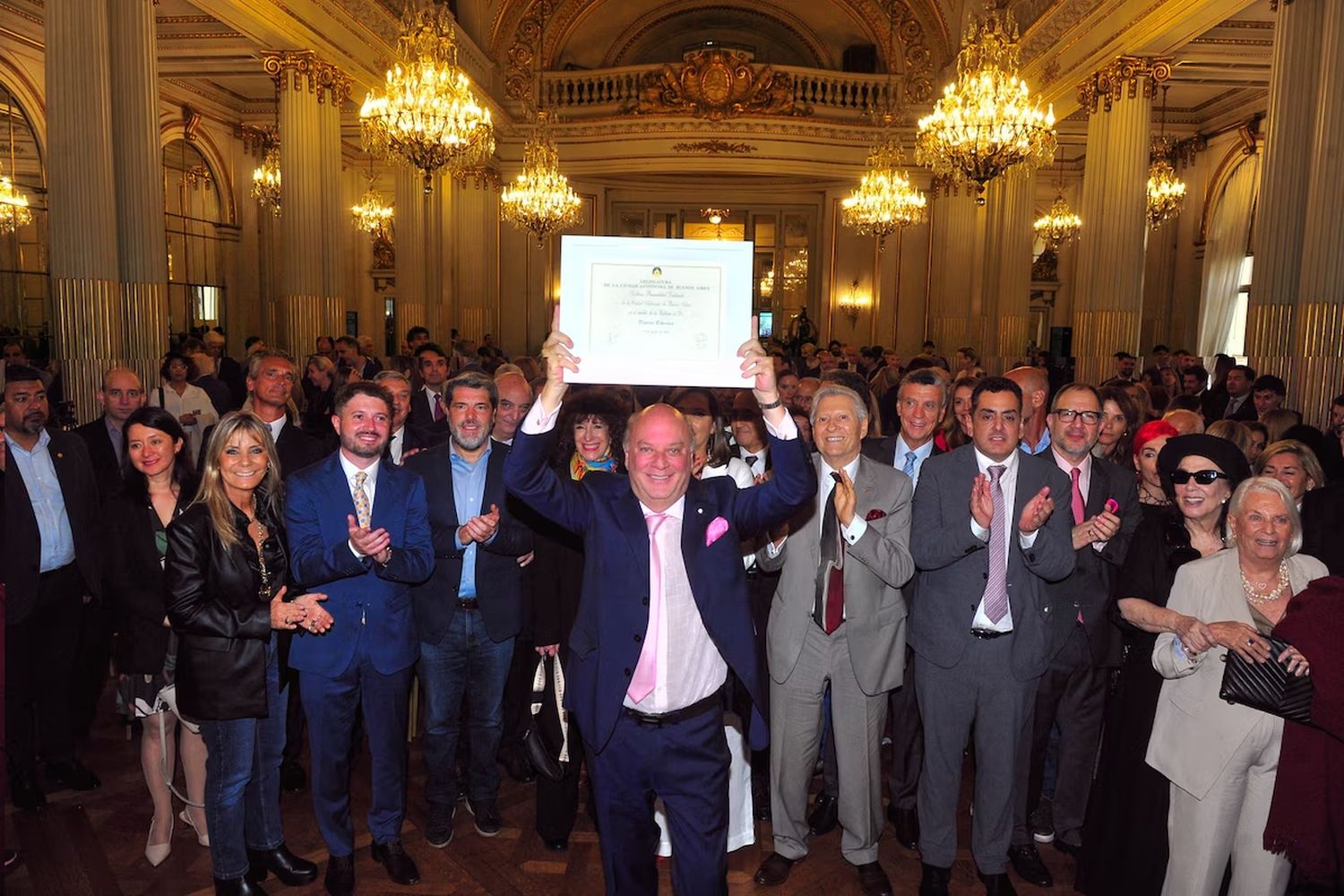 Martín Cabrales fue declarado Personalidad Destacada en el ámbito de la Cultura por la Legislatura porteña