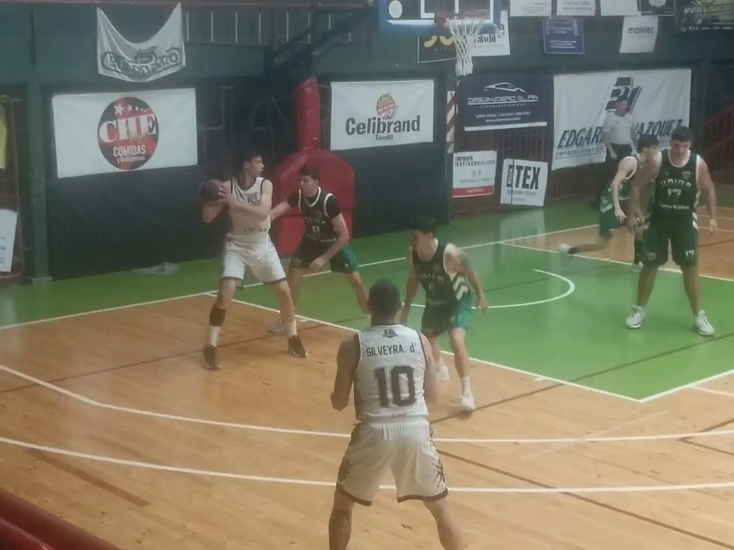 Una imagen del primer duelo en Villa Italia.