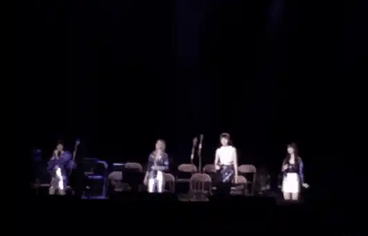 Vocus tuvo que alargar su presentación, debido al retraso. Foto CL