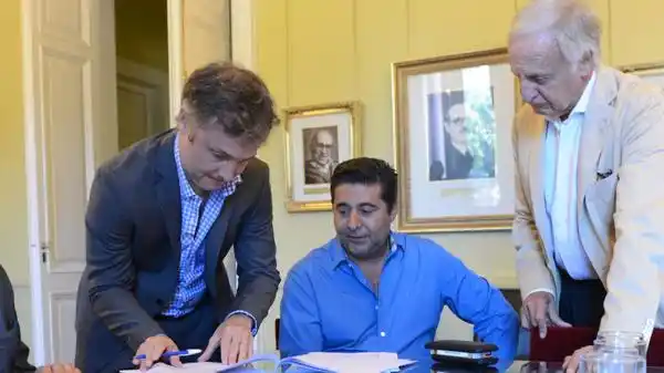 Hoy se definiría el futuro del fútbol argentino