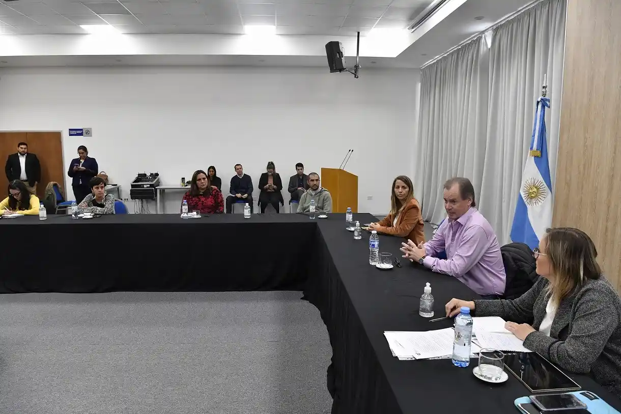 "Fortalecer el tejido social es el objetivo común", dijo el gobernador Bordet