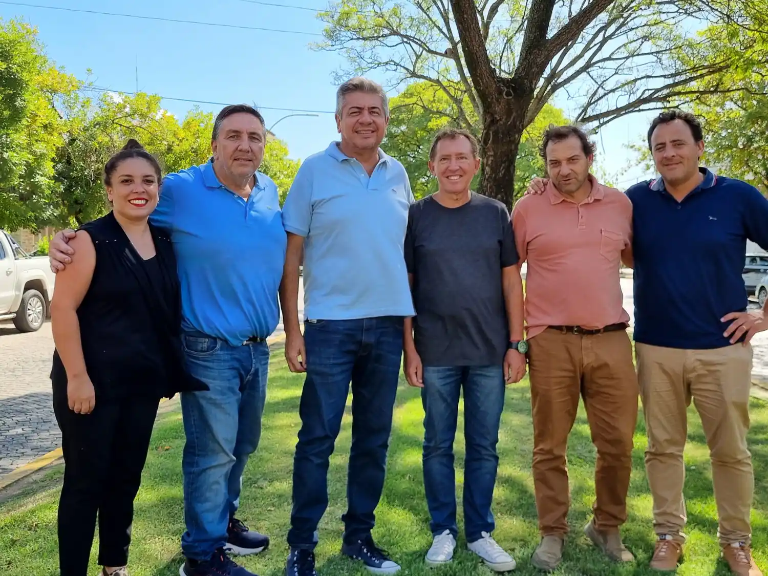 Referentes del radicalismo cordobés iniciaron una gira provincial para discutir el futuro de un partido "aletargado".