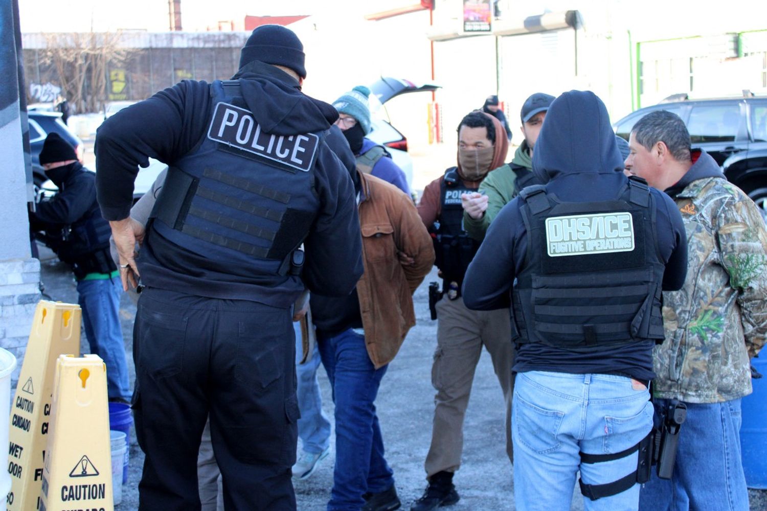 DEPORTACIONES MASIVAS: ¿Quiénes están a salvo y por qué?