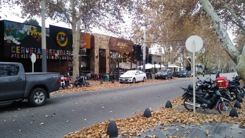 Mendoza en alerta por la llegada del Zonda