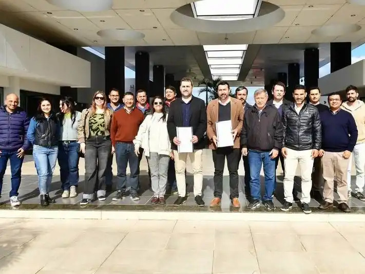 La Secretaría de Ciencia y Tecnología firmó un importante convenio con el Colegio de Ingenieros