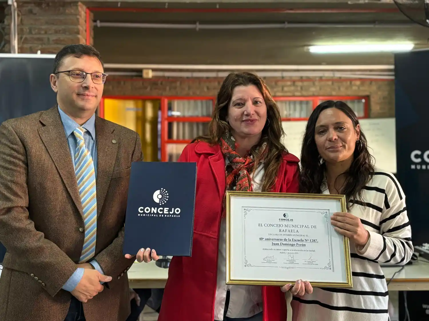 El Concejo Municipal de Rafaela sesionó en la Escuela Juan Domingo Perón - 2