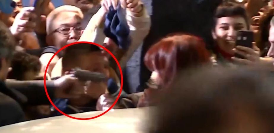 Liberaron a una acusada por el atentado a Cristina y disparó contra Brenda Uliarte