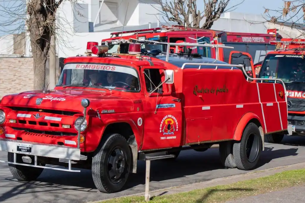 ¡Feliz cumpleaños para los Bomberos de Tres Arroyos! (video)
