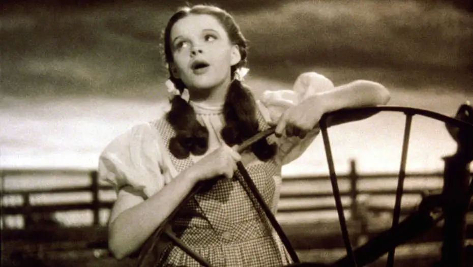 Judy Garland sufrió abusos en la filmación de “El mago de Oz”