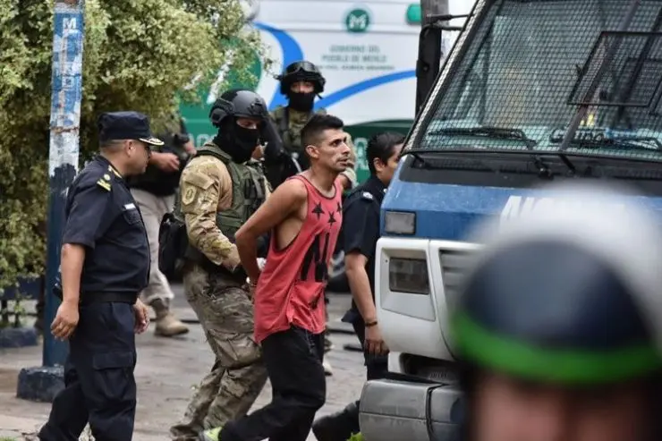 Internos de una comisaría de Merlo se amotinaron por más de 10 horas