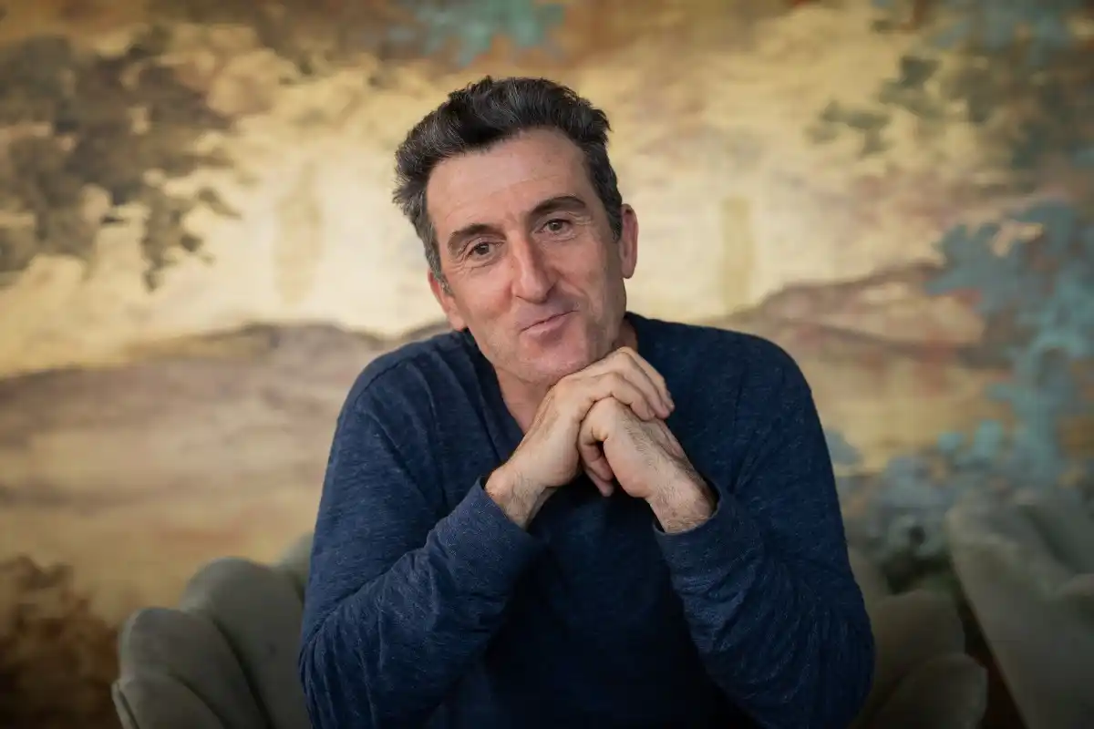 Actor español de la serie «Entrevías» de Netflix «encantado» con su éxito en Latinoamérica