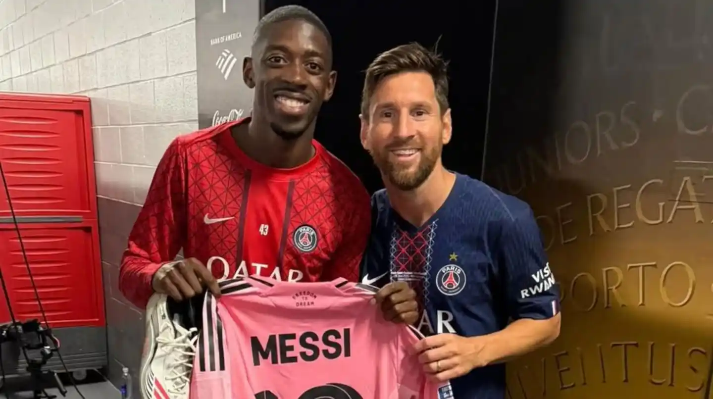 Los jugadores del PSG se rindieron ante Messi en sus redes sociales