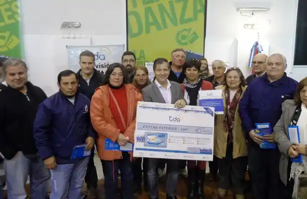 Instituciones públicas acceden a la TV digital abierta en forma gratuita