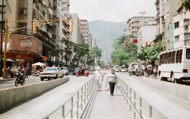 LA PARRANDA DE TIROS: la Av. Fuerzas Armas es la nueva zona caliente