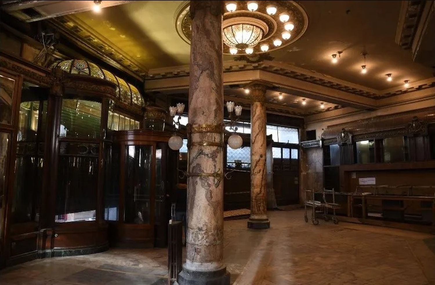 Mostrarán los avances de la obra de restauración de la Confitería del Molino