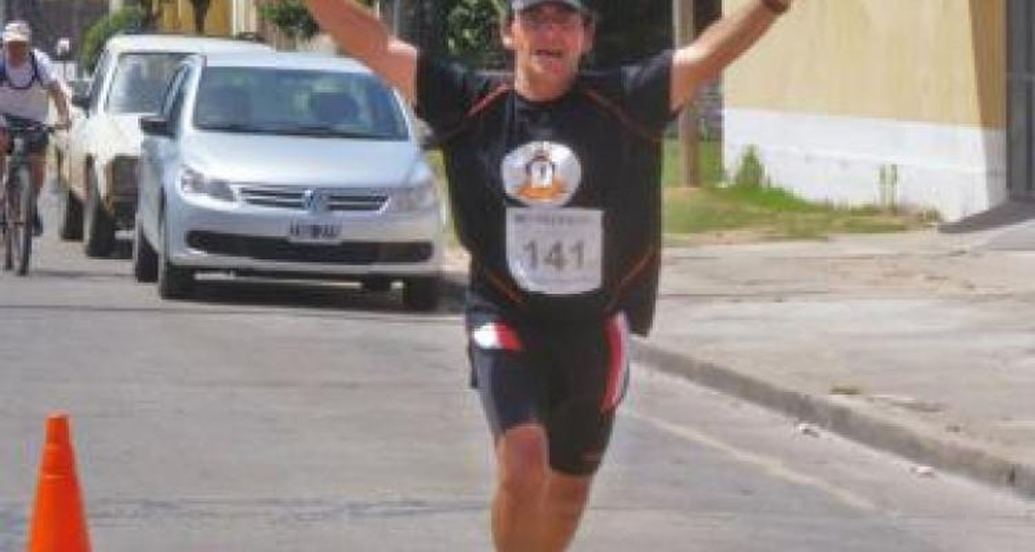 Herbes ganó la Maratón de la Soberanía