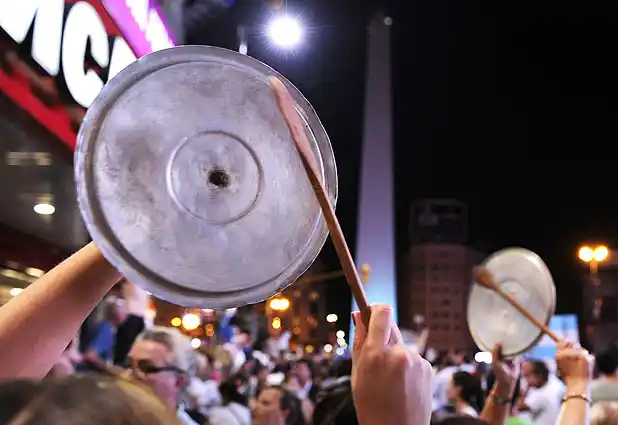 La clase política se apunta a sí misma