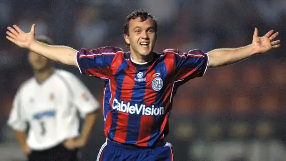 Romeo, el héroe del Ciclón en el Clausura 2001