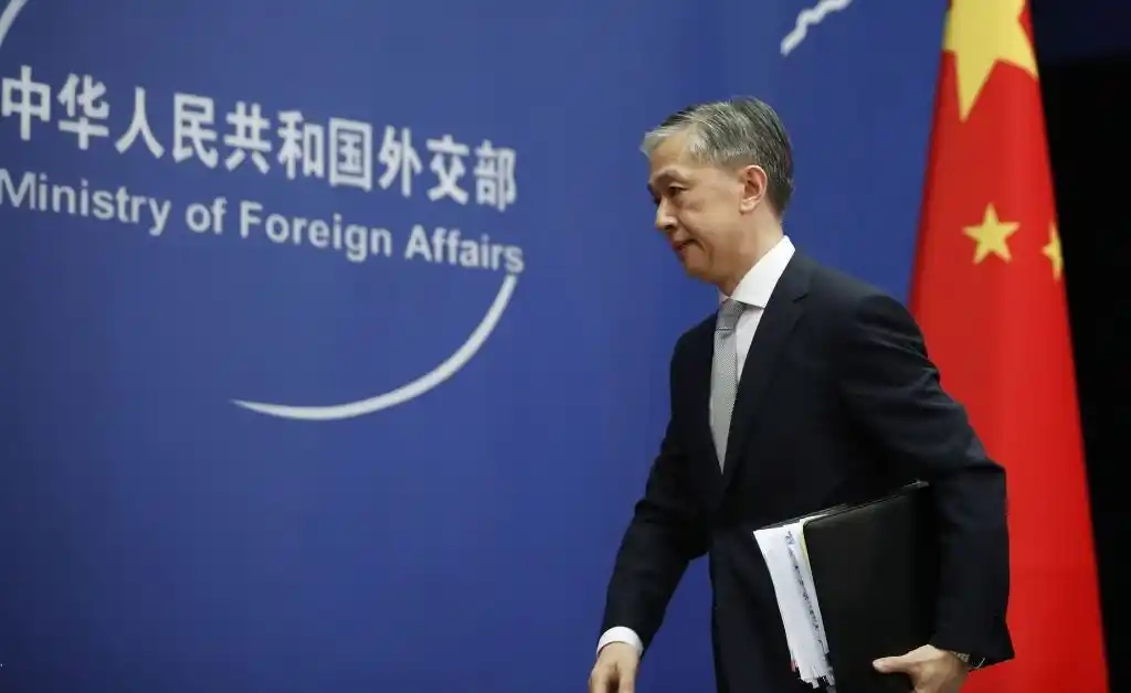 China amenaza a EE.UU. por viaje de embajadora a Taiwán