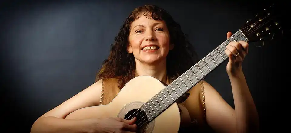 “Está un poco desvirtuado el mensaje del folclore”