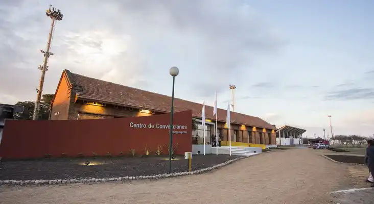 El Centro de Convenciones ofrece una agenda de actividades para los vecinos