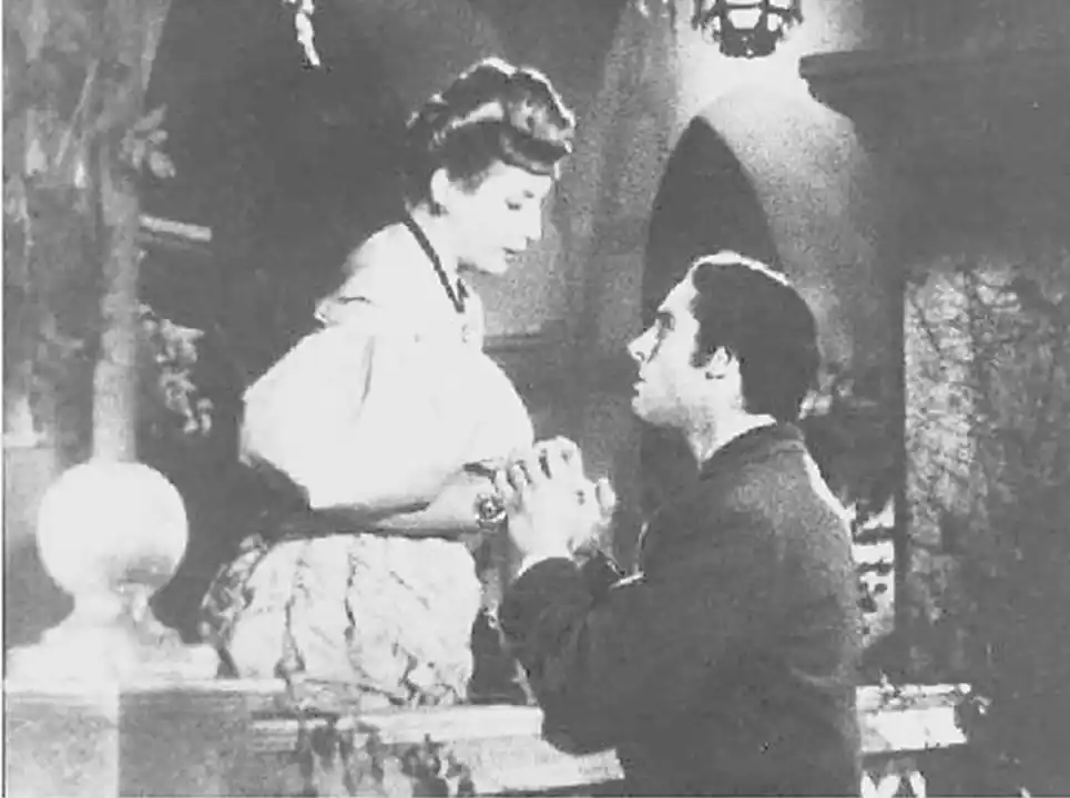 Miguez con Eva Duarte en una escena de “La Pródiga” en 1945.
