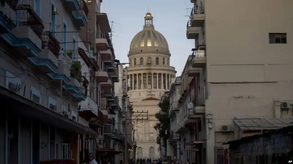 Cuba mira a Rusia en tiempos de crisis y sanciones