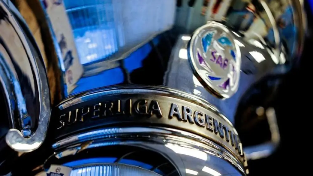 La carrera mano a mano de River y Boca en la Superliga
