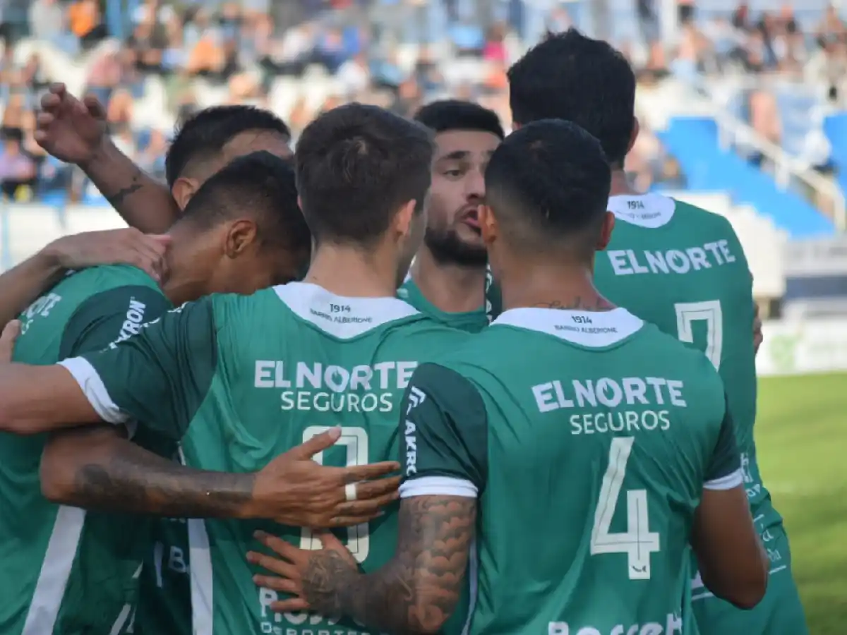 Lo ganó en el final y sigue arriba