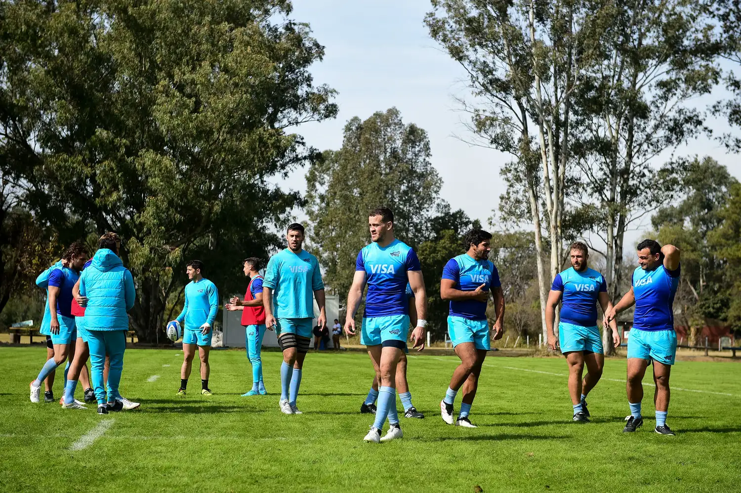 Una imagen de la práctica de Los Pumas, con Rodrigo Bruni.