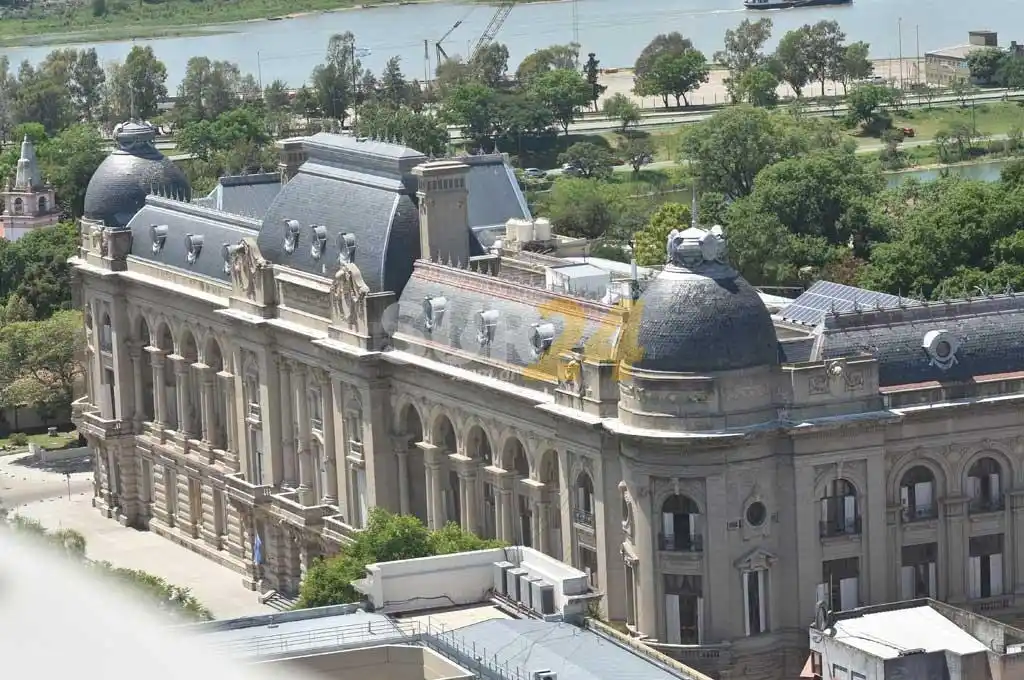 Gobierno provincial convoca a intendentes para revisar las últimas medidas