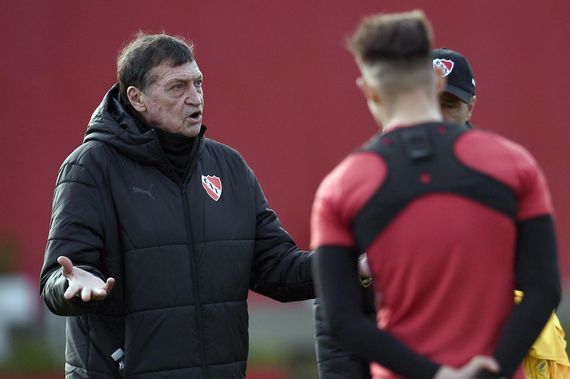 Falcioni e Independiente: “Era difícil de rechazar”