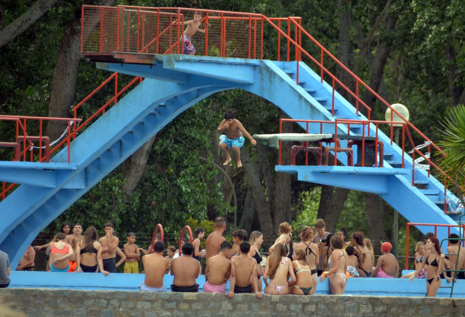 El Balneario del Sol ya se prepara para la temporada de verano.