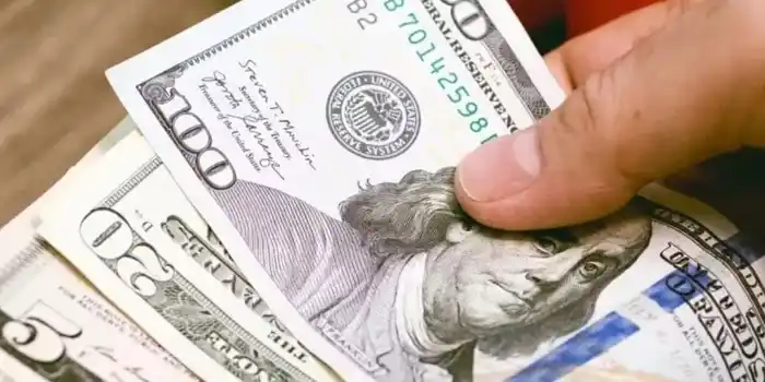 El dólar blue cerró la semana en $529