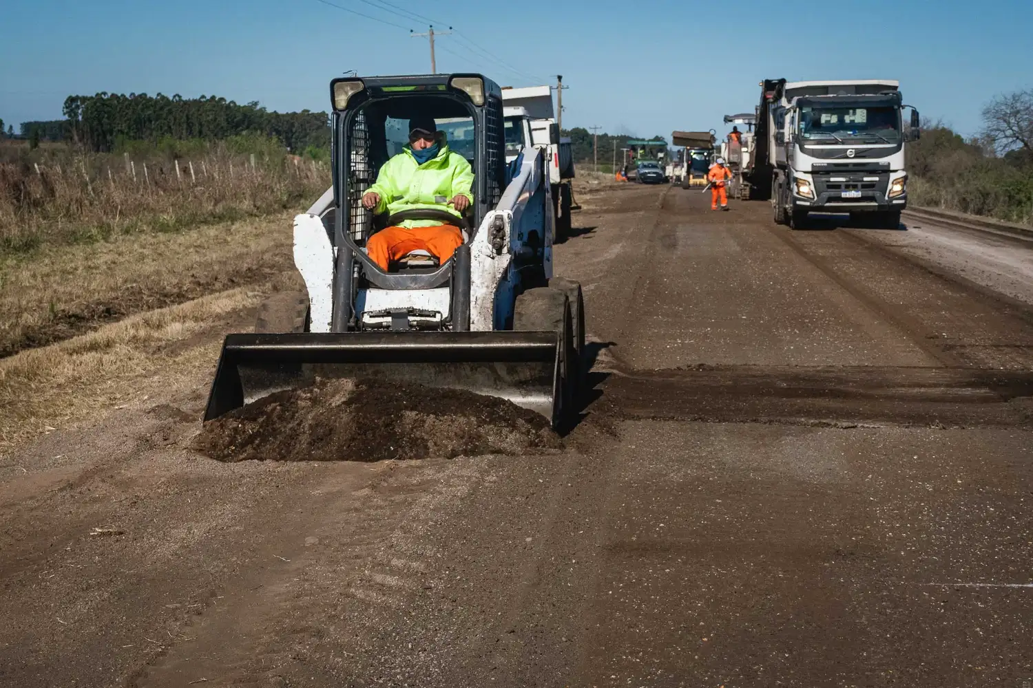 Avanzan las obras de bacheo en Entre Ríos: la Ruta 11 presenta un 47,8% de ejecución y hay trabajos en accesos a Gualeguay