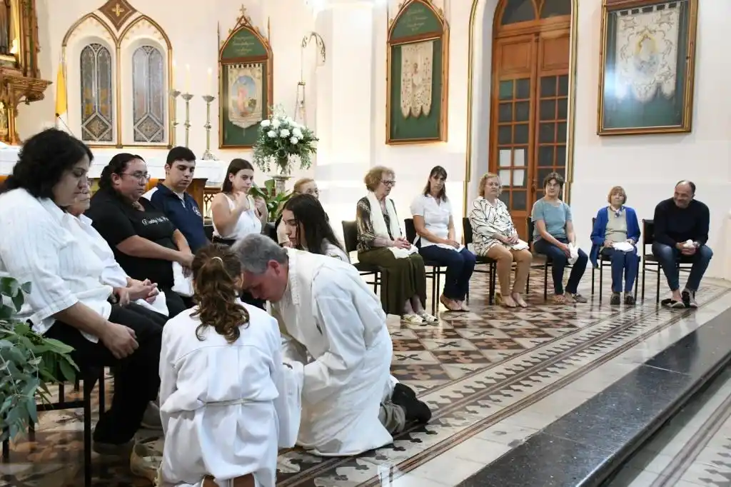 Se realizó la tradicional ceremonia de lavado de pies