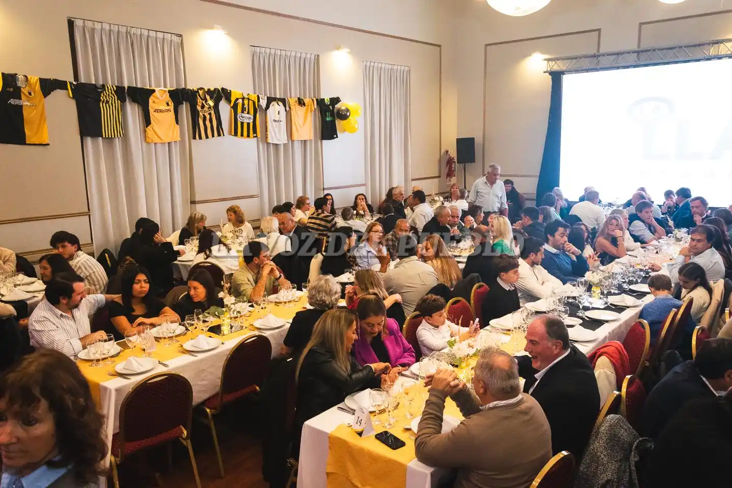 Olimpo festejó este sábado por la noche sus 80 años