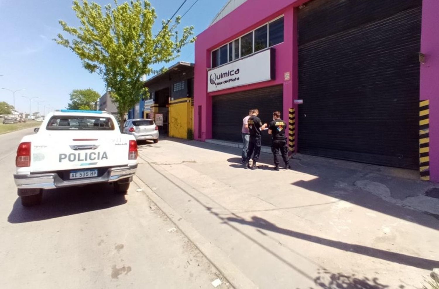 Clausuraron una Química de avenida Champagnat