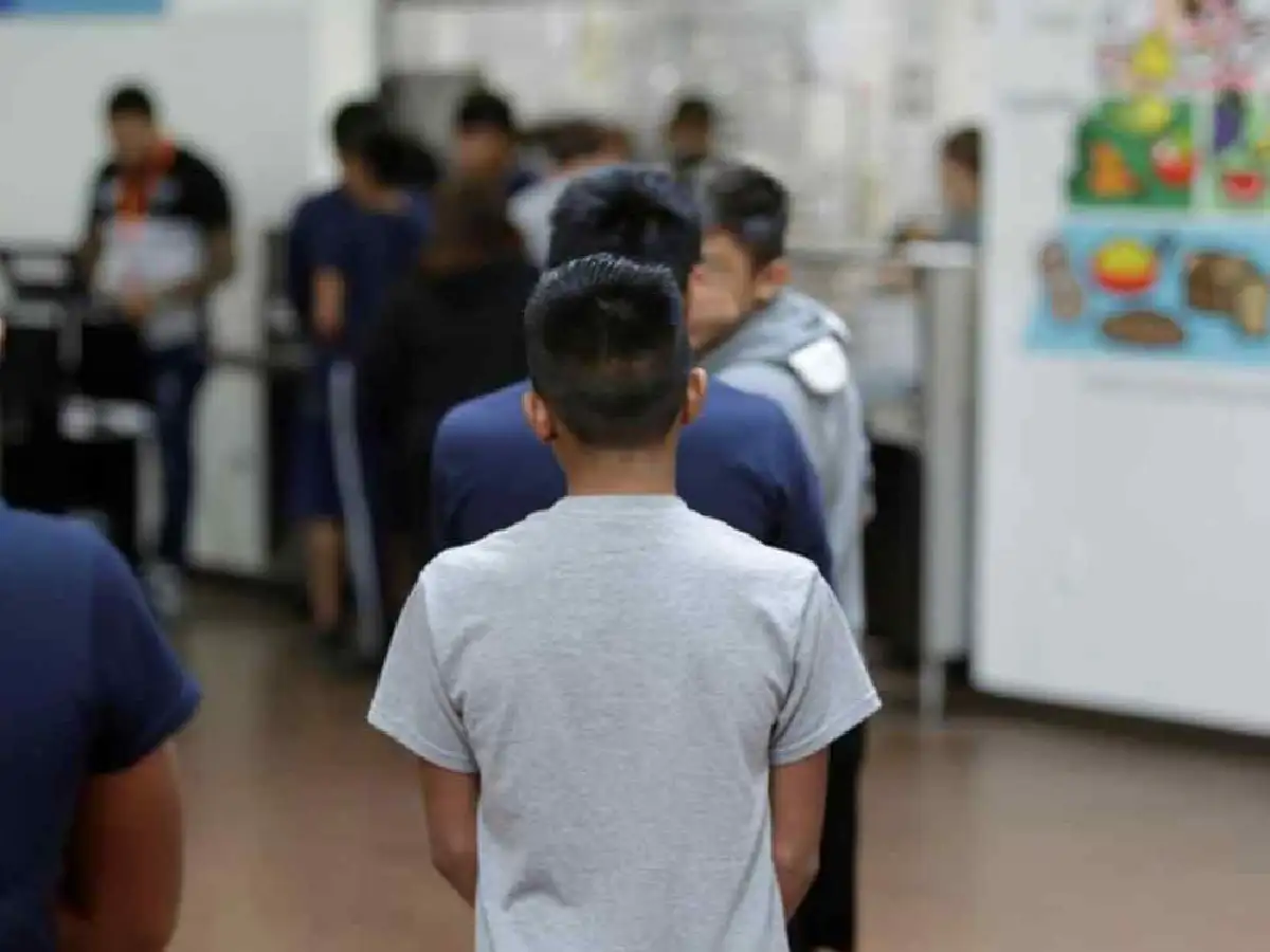 Ningún menor podrá estar detenido más de 18 meses sin condena