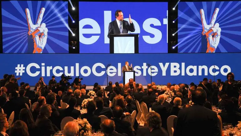 Millonaria recaudación en la cena de campaña de Scioli y Zannini