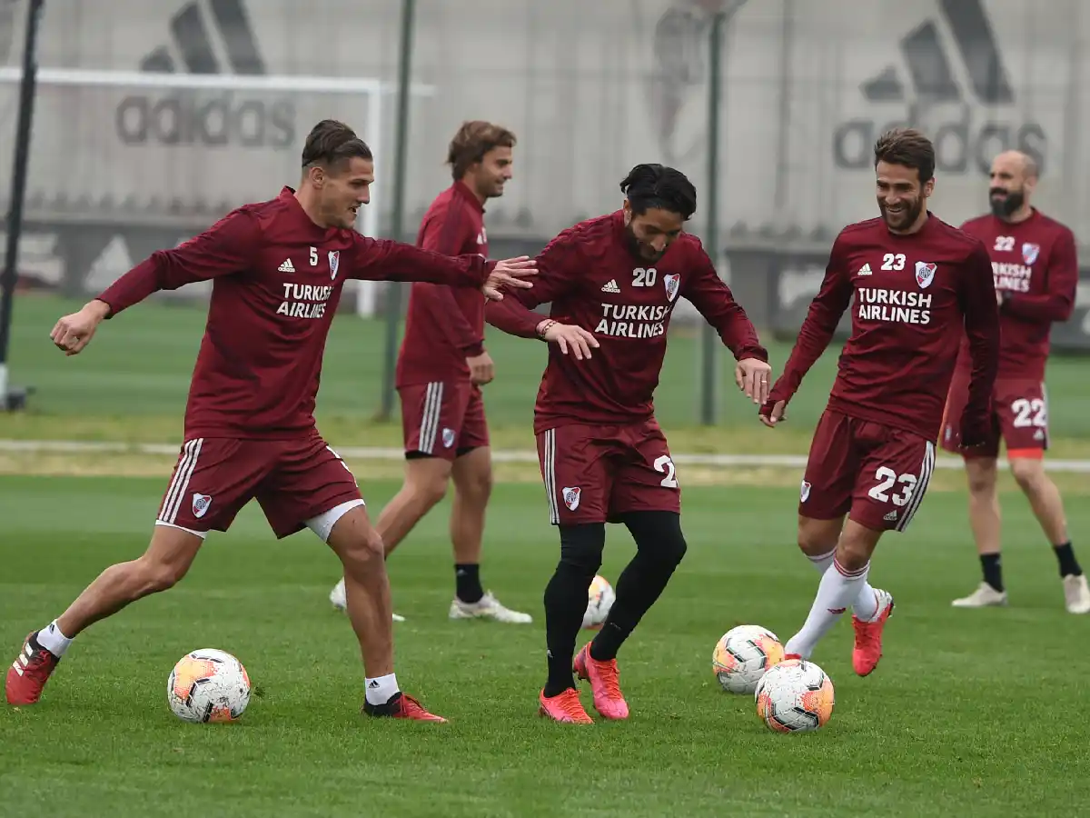 Gallardo puso a Casco en el equipo titular