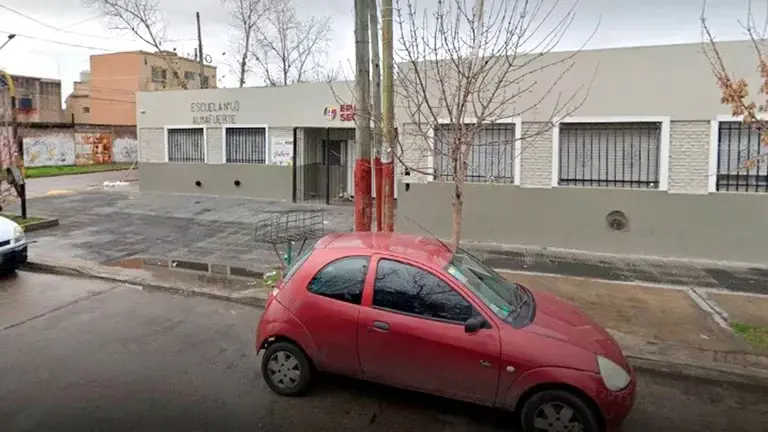 Motochorros mataron a una nena de 11 años en Lanús cuando iba a la escuela