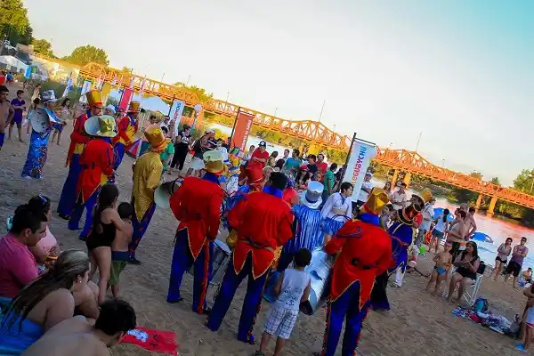 La Playa del Puente seguirá siendo inclusiva y libre de alcohol